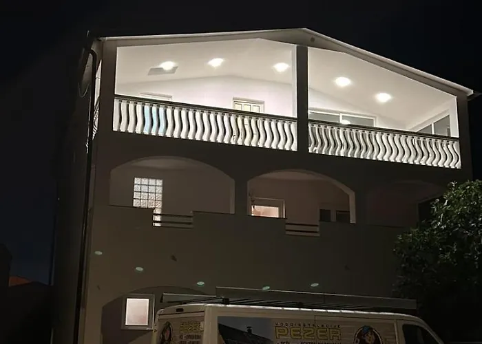 Apartman With Parking Space - 23444