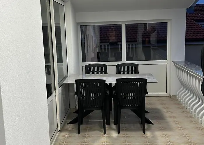 With Parking Space - 23444 Apartman Vir