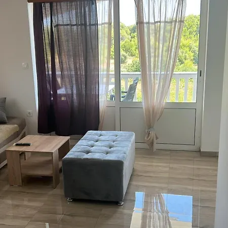 With Parking Space - 23444 Apartment *