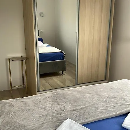 Apartment With Parking Space - 23444