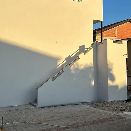 With A Parking Space - 23444 Vir
